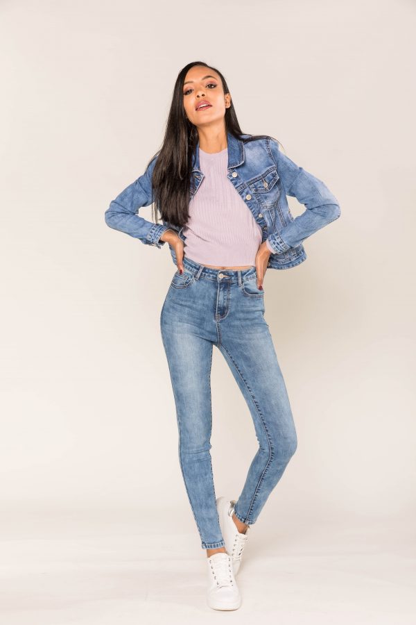 Nina Carter jean taille haute skinny